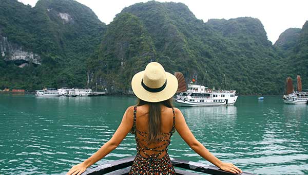 Indulge in Ultimate Luxury with These 7 Best Ha Long Bay Overnight Cruises