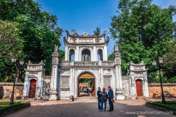 Entrance to Temple of Literature