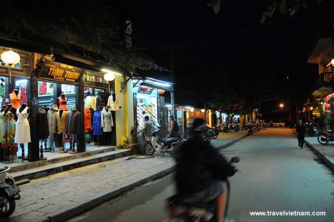 Hoi An Ancient Town in the evening