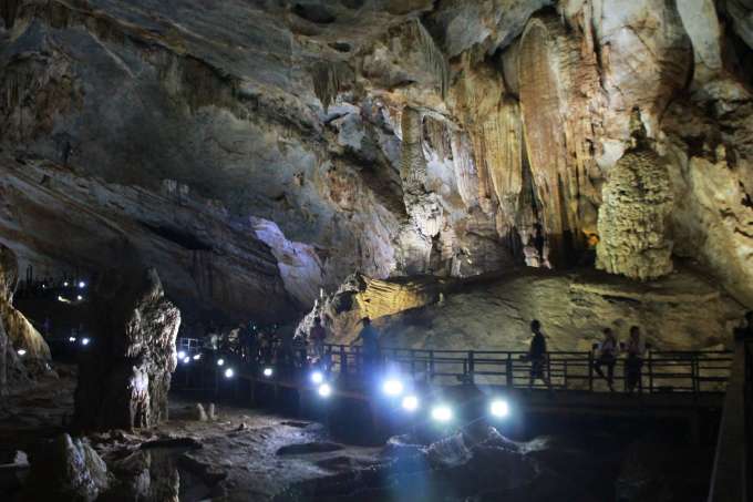 Tourists visiting Paradise Cave