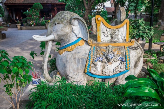 An elephant statue at Quan Thanh Temple