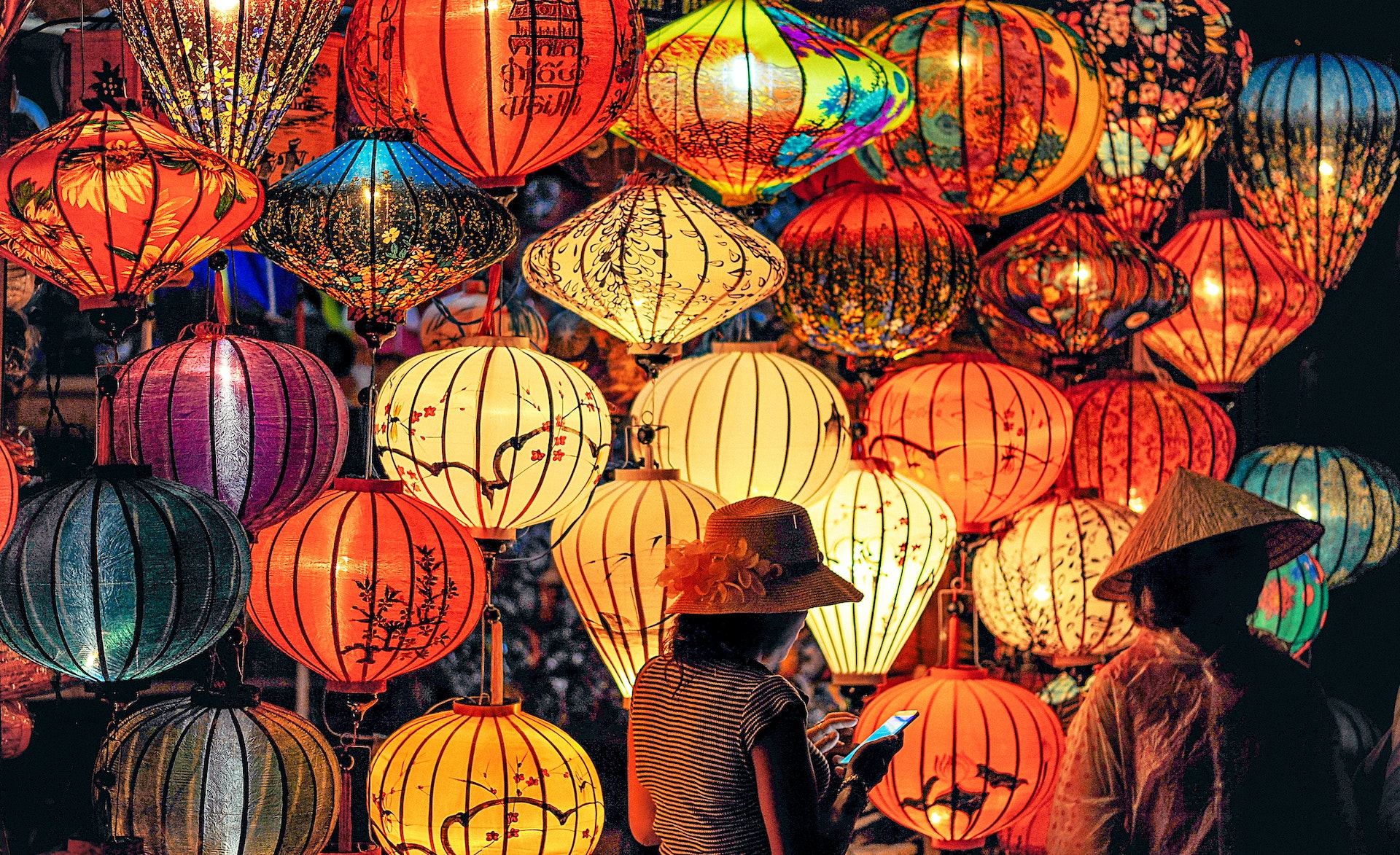 Experience the magic of Hoi An's lantern festival with Vietnam tour packages from Singapore