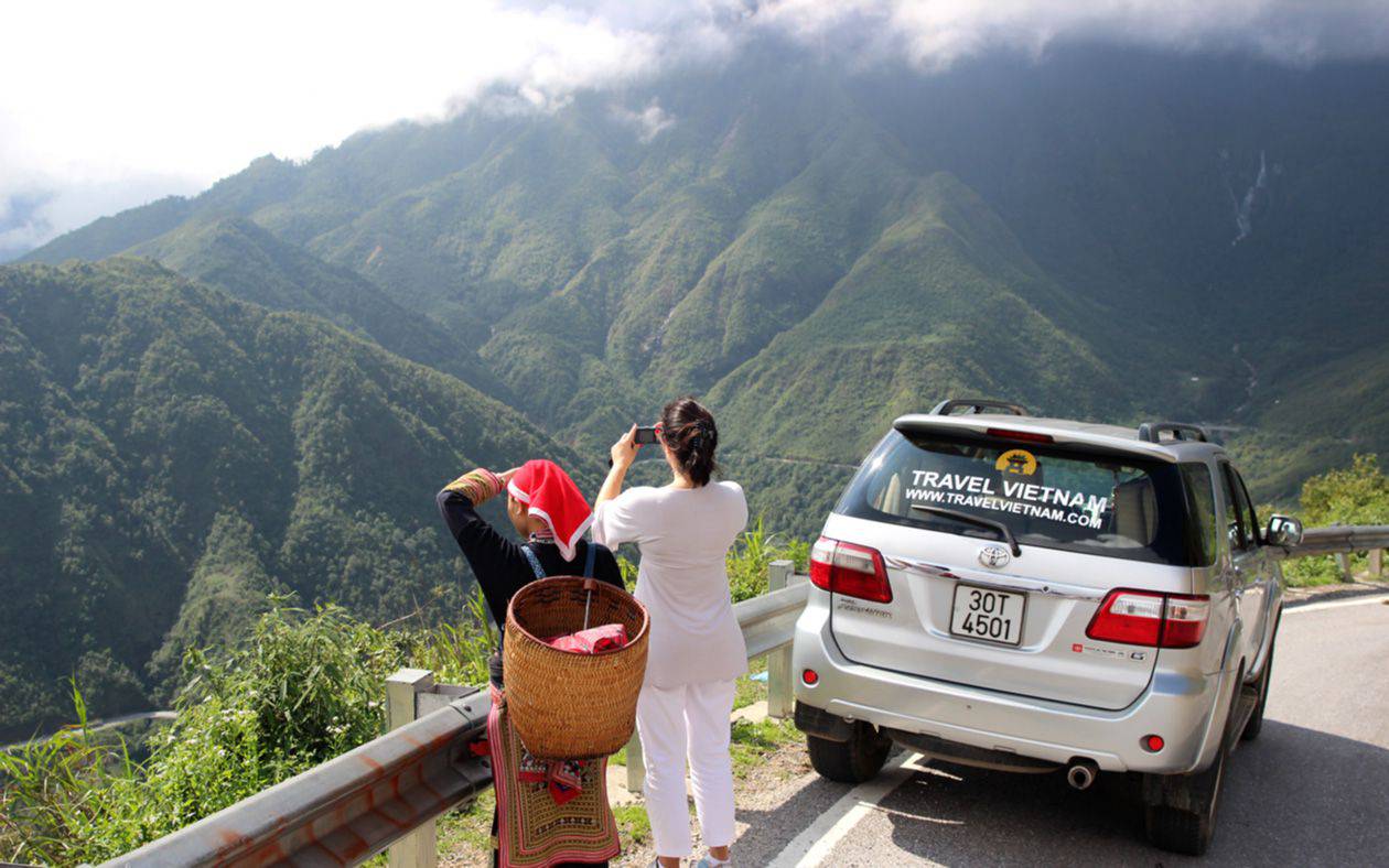 travelvietnam car sapa