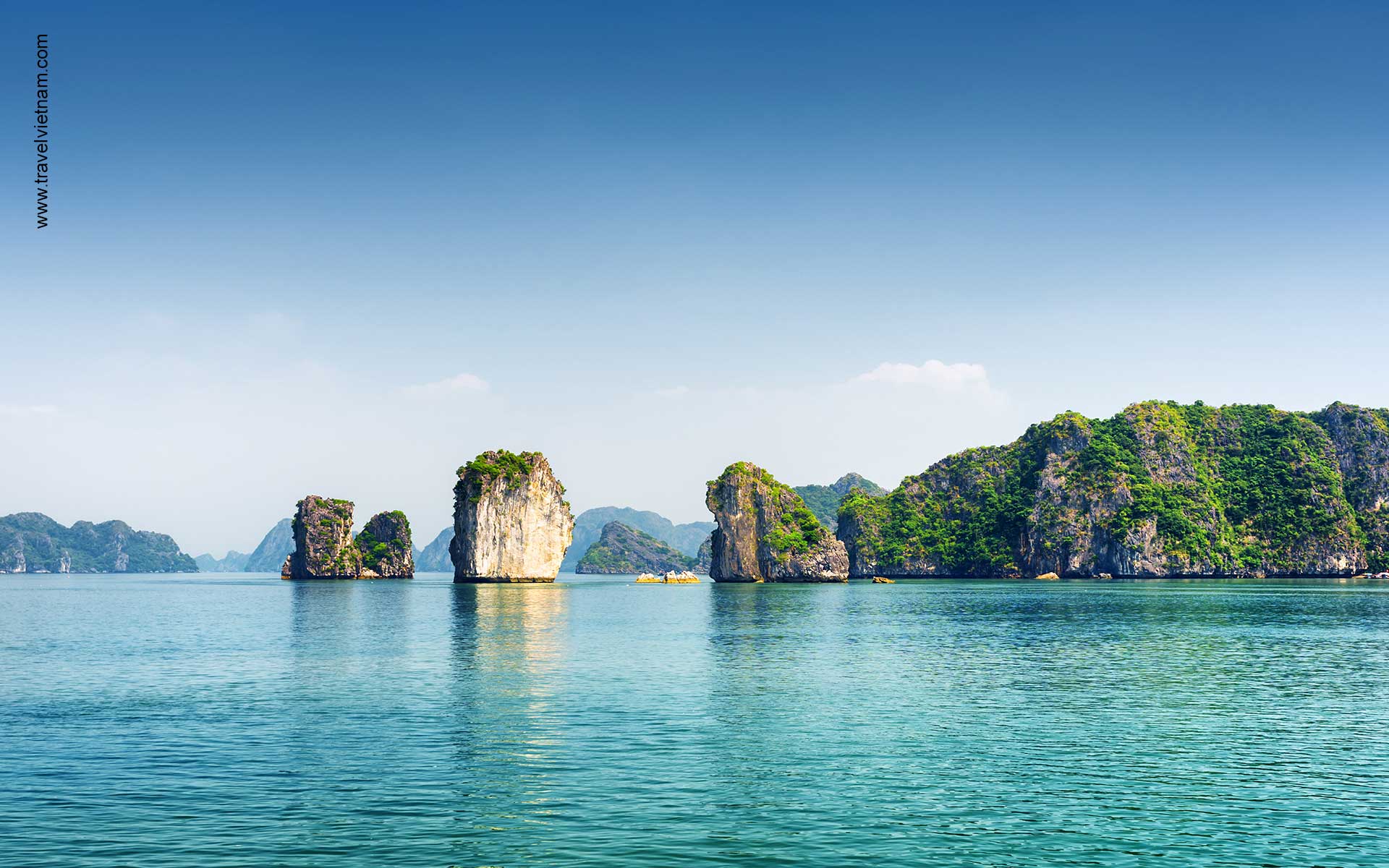 Best Time visit Halong Bay: March to May