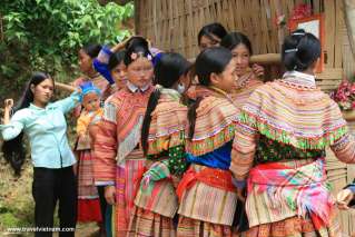 Genuine ethnic minority Bac Ha market