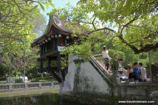 One Pillar Pagoda