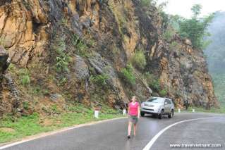 On the way to Mai Chau