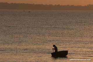 A fishing boat on the endless sea