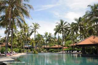 Resort beside Mui Ne beach