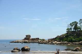 Incredible coalescence of sea and sky by the rocky shore