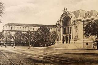 Saigon Opera House in the past