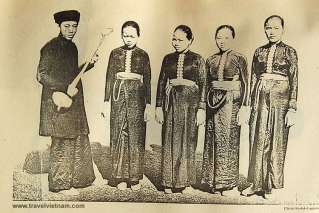 Traditional costume of Black Thai people in the past