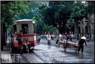 Old Tramp Car - Hanoi
