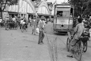 Tramcar at Dong Xuan market