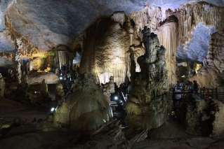 Diversified forms of karst in Paradise Cave