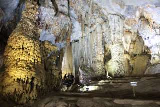 Karst in Paradise Cave