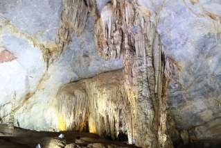 Amazing stalactites in Paradise Cave