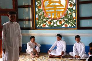 Caodaists in Cao Dai Temple