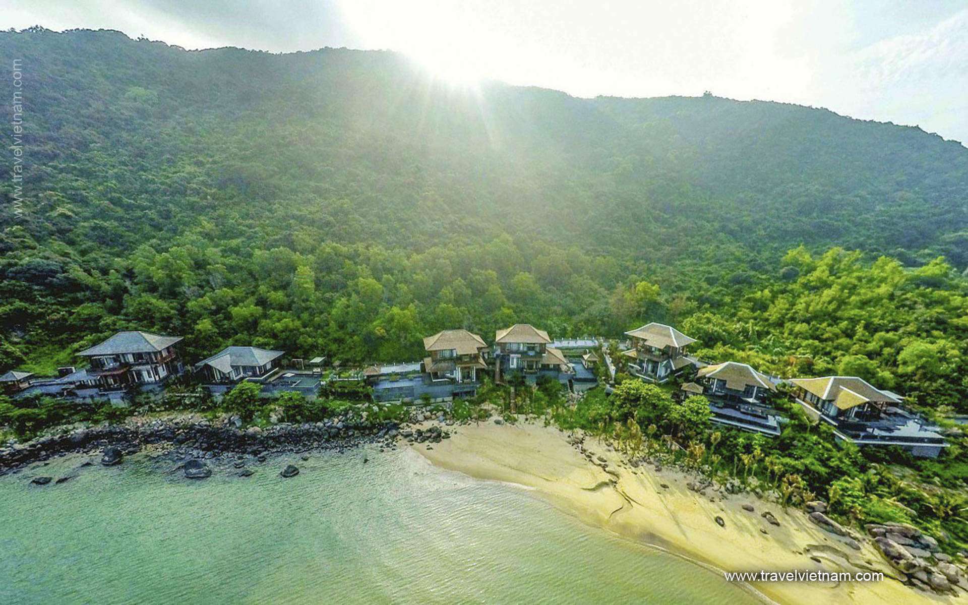 InterContinental Danang Sun Peninsula Resort