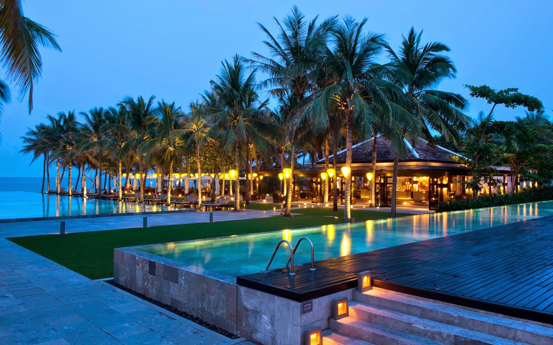 Vietnam beach resorts