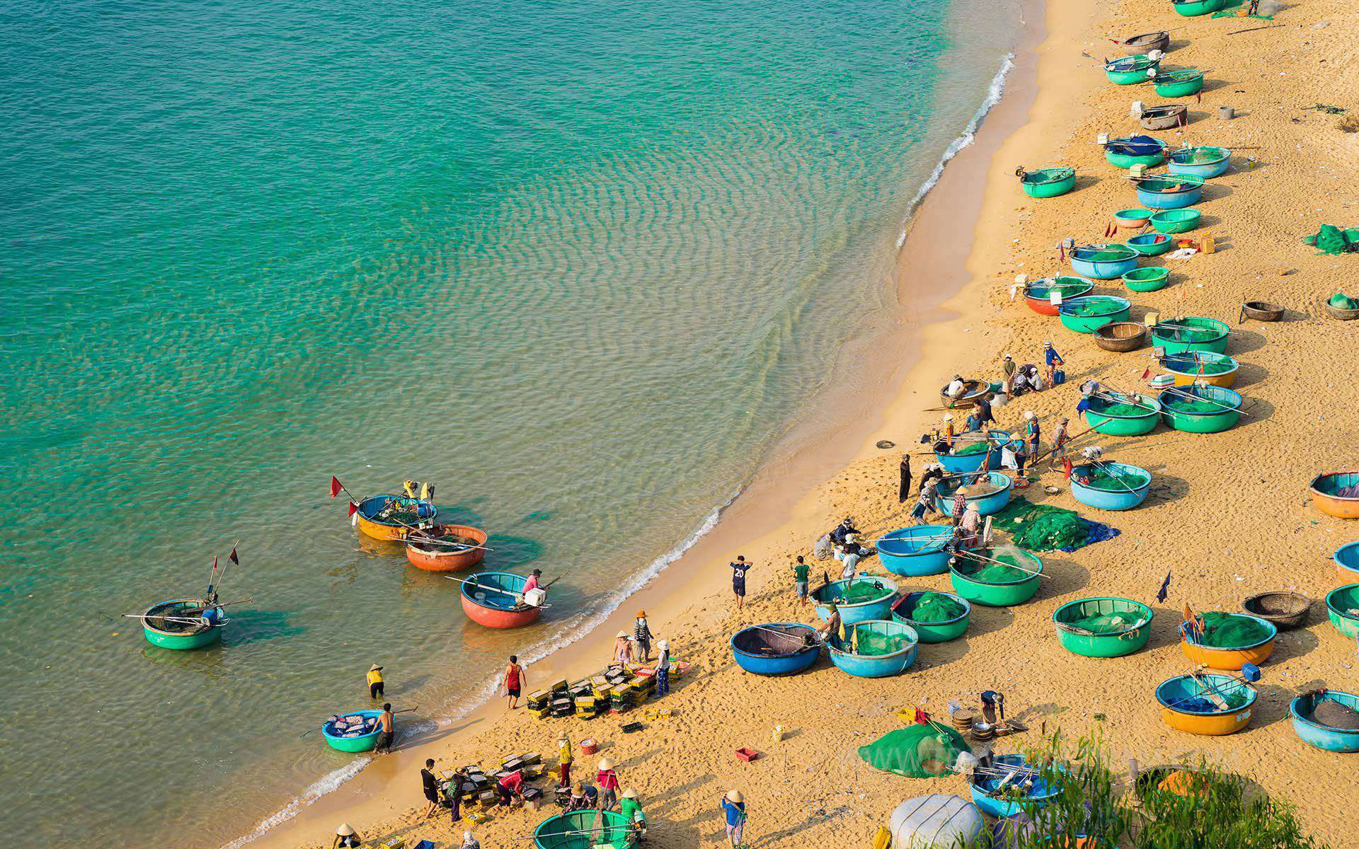 Vẻ đẹp về Làng chài Nhơn Lý (nguồn: haloquynhontravel.com)