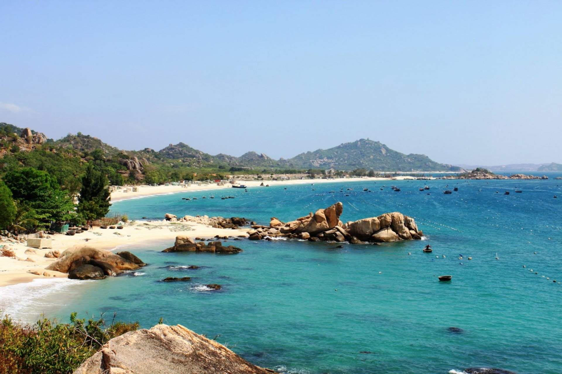 Binh Hung island