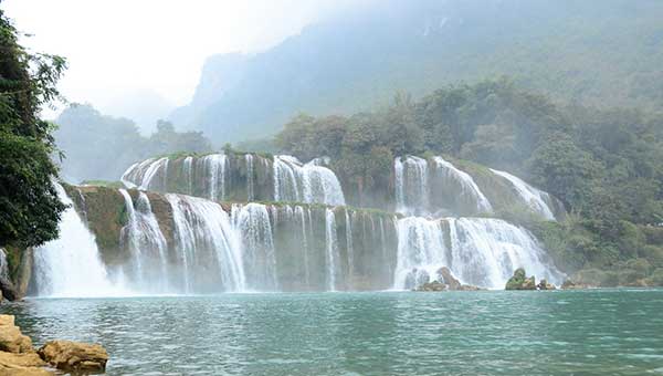 Visit Ban Gioc Waterfall - Experience Homestay in Bac Kan - 3 Days