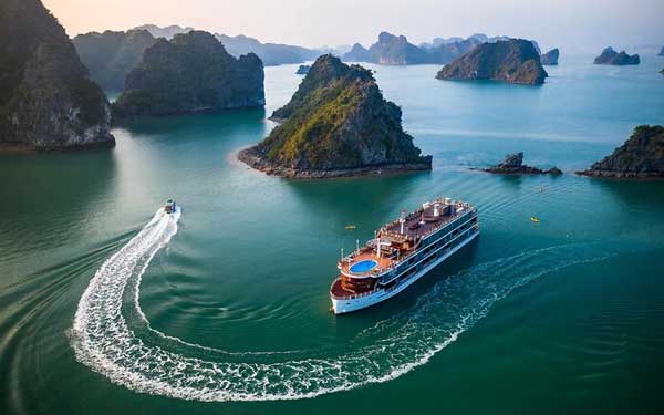 Travel to Vietnam: The Ultimate Guide for 2024